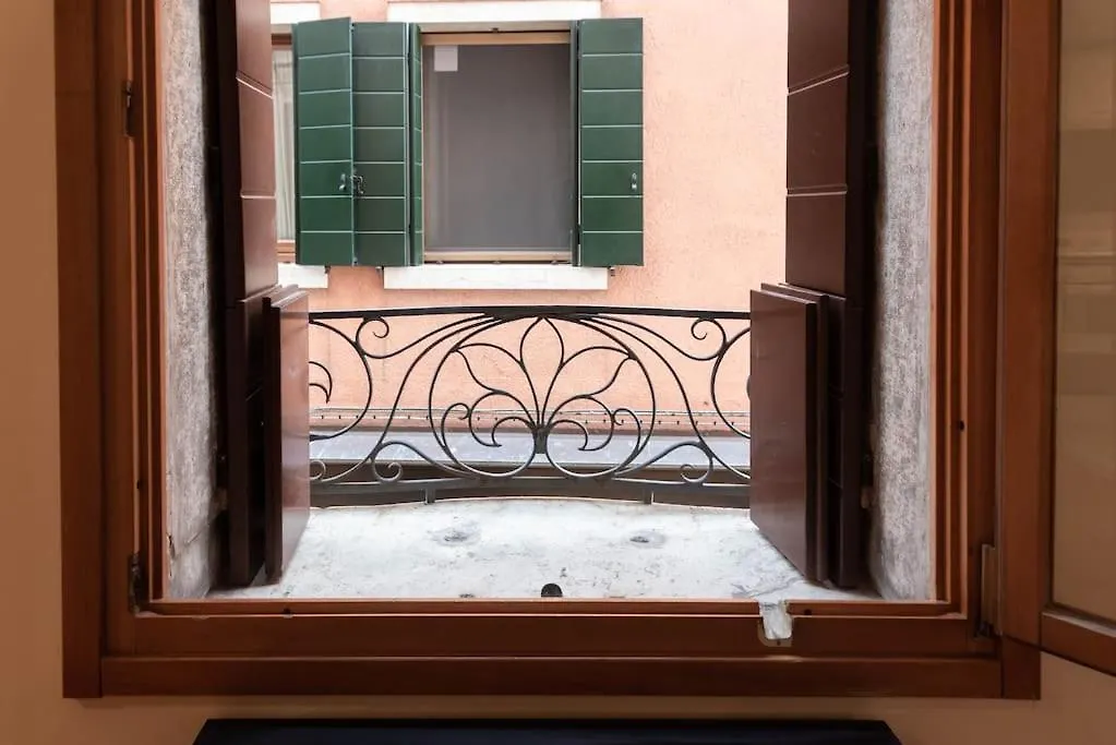 Apt With Amazing View - San Marco Daire Venedik
