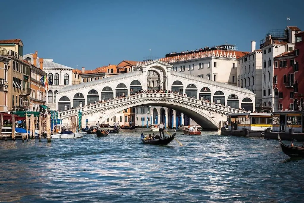 Apt With Amazing View - San Marco Daire Venedik